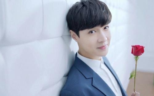 网络图片(侵删) 网络图片(侵删)