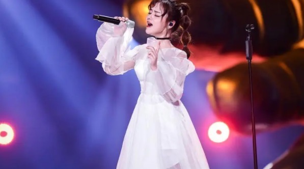 网络图片(侵删) 网络图片(侵删)