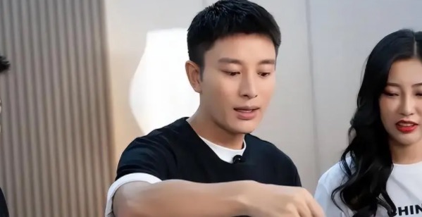 网络图片(侵删) 网络图片(侵删)