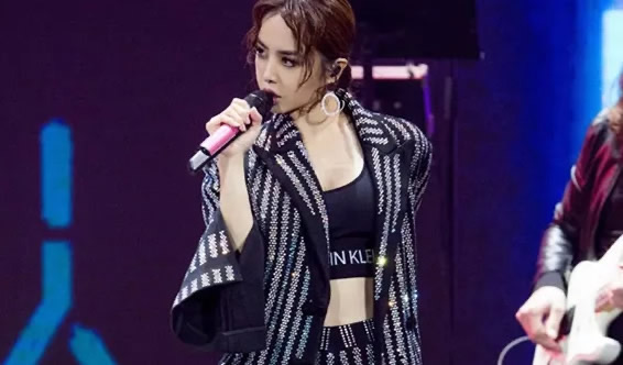 网络图片(侵删) 网络图片(侵删)