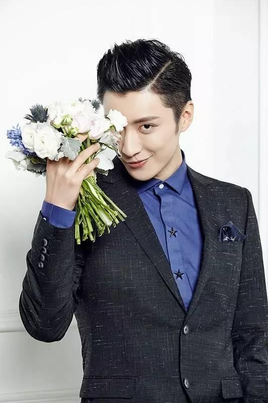 网络图片(侵删) 网络图片(侵删)