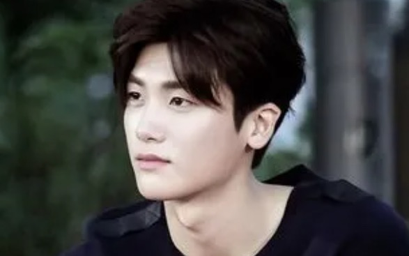 网络图片(侵删) 网络图片(侵删)