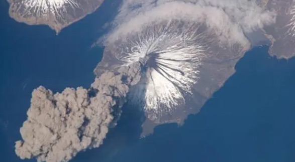 网络图片(侵删) 网络图片(侵删)