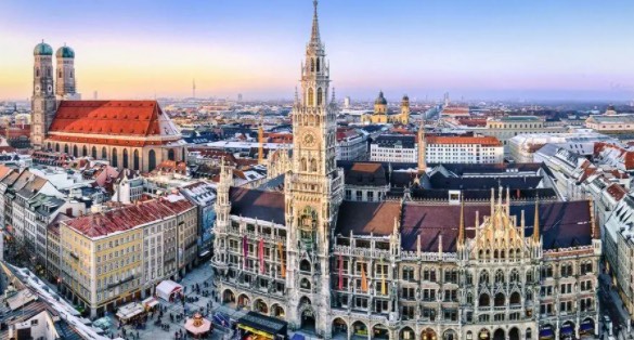 网络图片(侵删) 网络图片(侵删)