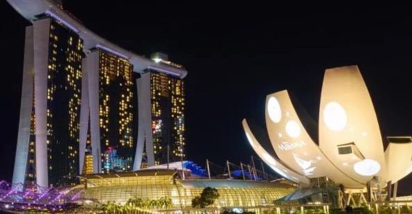 网络图片(侵删) 网络图片(侵删)