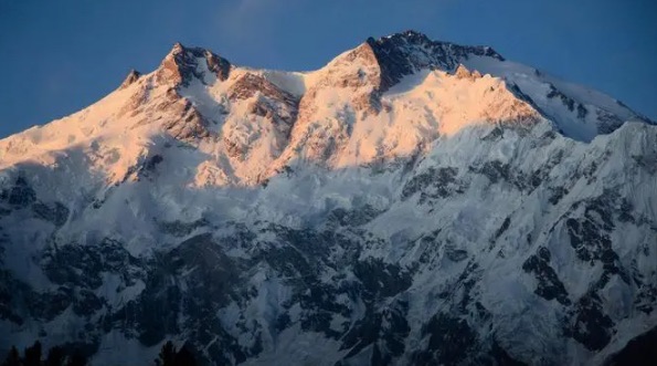 网络图片(侵删) 网络图片(侵删)