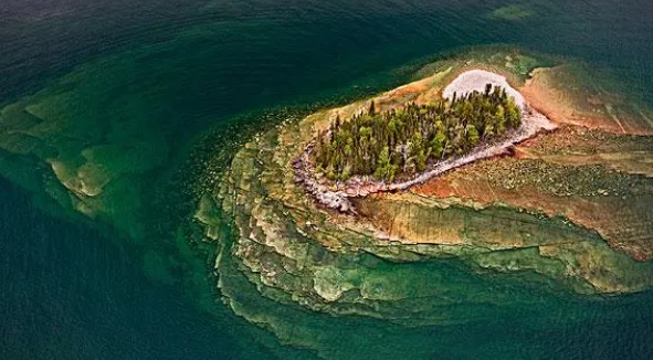 网络图片(侵删) 网络图片(侵删)