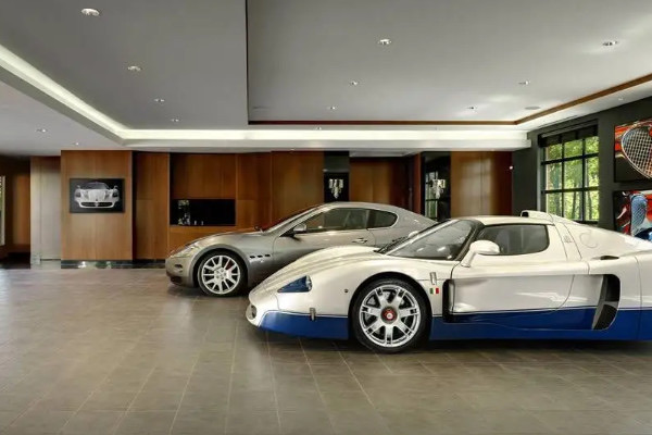 网络图片(侵删) 网络图片(侵删)