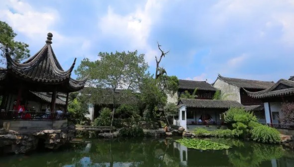 网络图片(侵删) 网络图片(侵删)