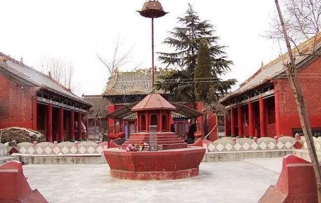 网络图片(侵删) 网络图片(侵删)