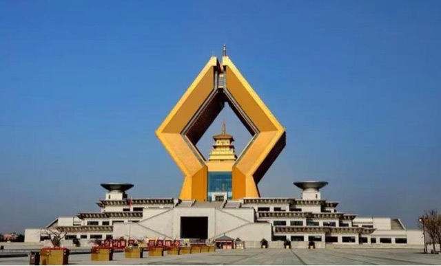 网络图片(侵删) 网络图片(侵删)