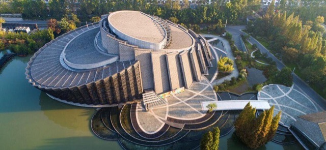 网络图片(侵删) 网络图片(侵删)