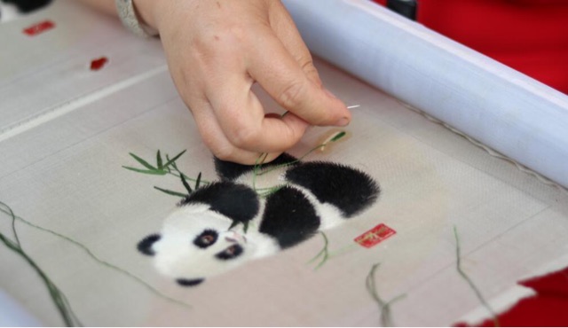 网络图片(侵删) 网络图片(侵删)