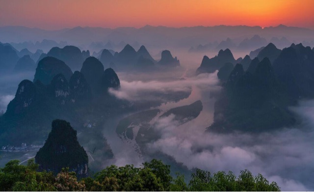 网络图片(侵删) 网络图片(侵删)