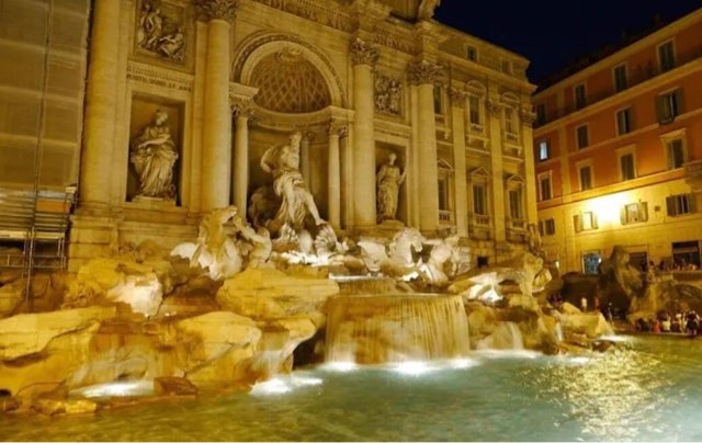 网络图片(侵删) 网络图片(侵删)