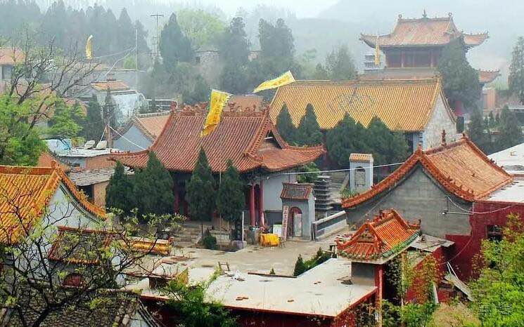 网络图片(侵删) 网络图片(侵删)