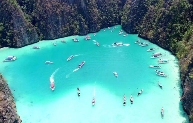 网络图片(侵删) 网络图片(侵删)