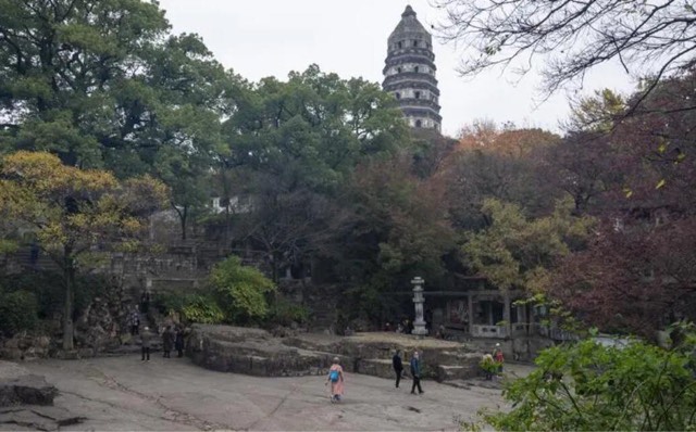 网络图片(侵删) 网络图片(侵删)