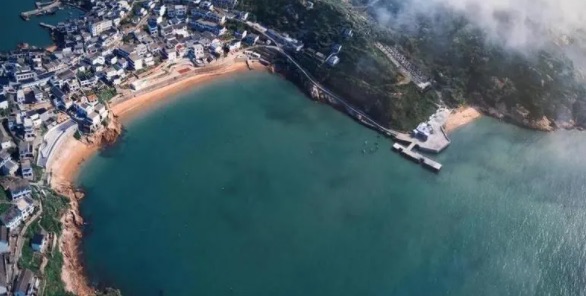 网络图片(侵删) 网络图片(侵删)