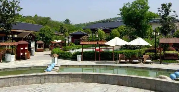 网络图片(侵删) 网络图片(侵删)