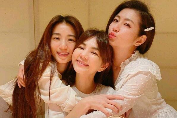 网络图片(侵删) 网络图片(侵删)